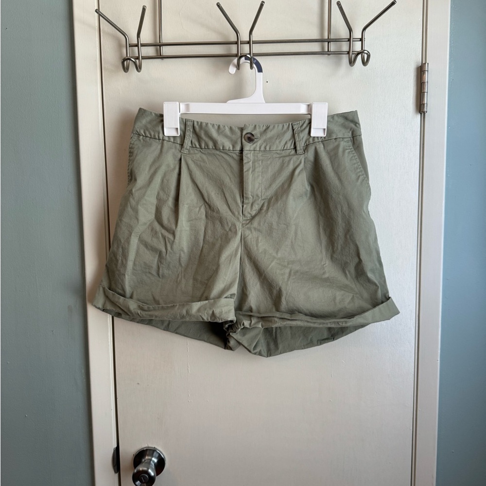 A new day, Sage green high waisted women’s shorts in size large NWOT
